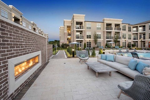 Ten45 Suwanee Luxury Apts