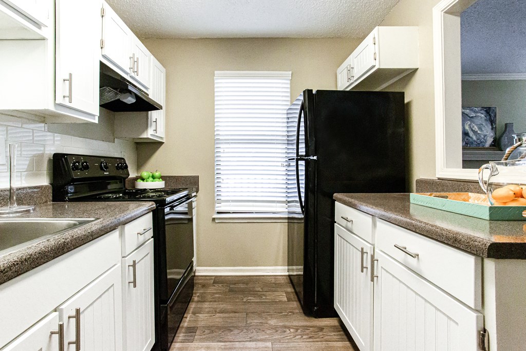 Fully Equipped Kitchen at 50 Stoneview, Lilburn, Georgia