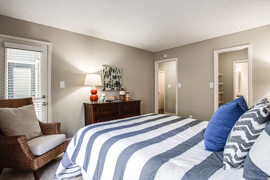 Bedroom With Closet at 50 Stoneview, Lilburn, 30047
