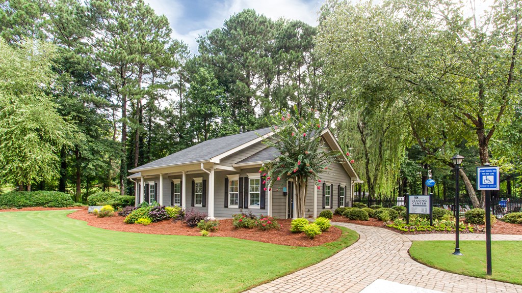 Courtyard View at 50 Stoneview, Lilburn, GA