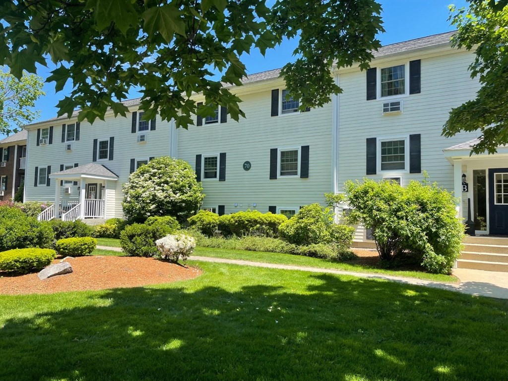 Exterior at Coach House, Massachusetts