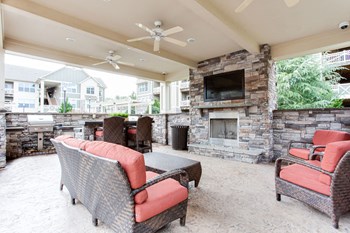 The Apartments At Brayden