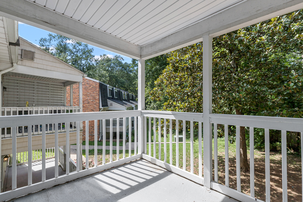a screened in porch at Barracks West in Charlottesville, VA