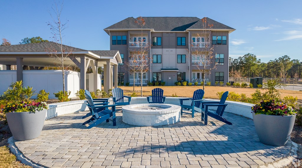 Firepit Sitting Area at Ansley Park Apartments, North Carolina, 28412