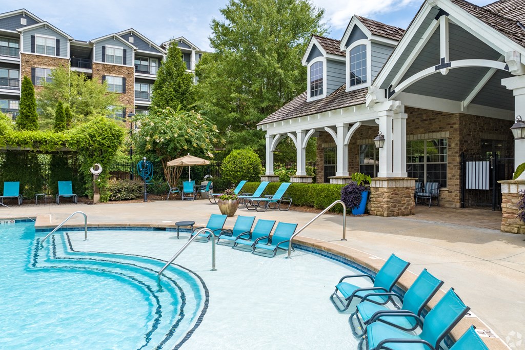 Overlook at Gwinnett Stadium Resort-Style Pool. Lawrenceville, GA.