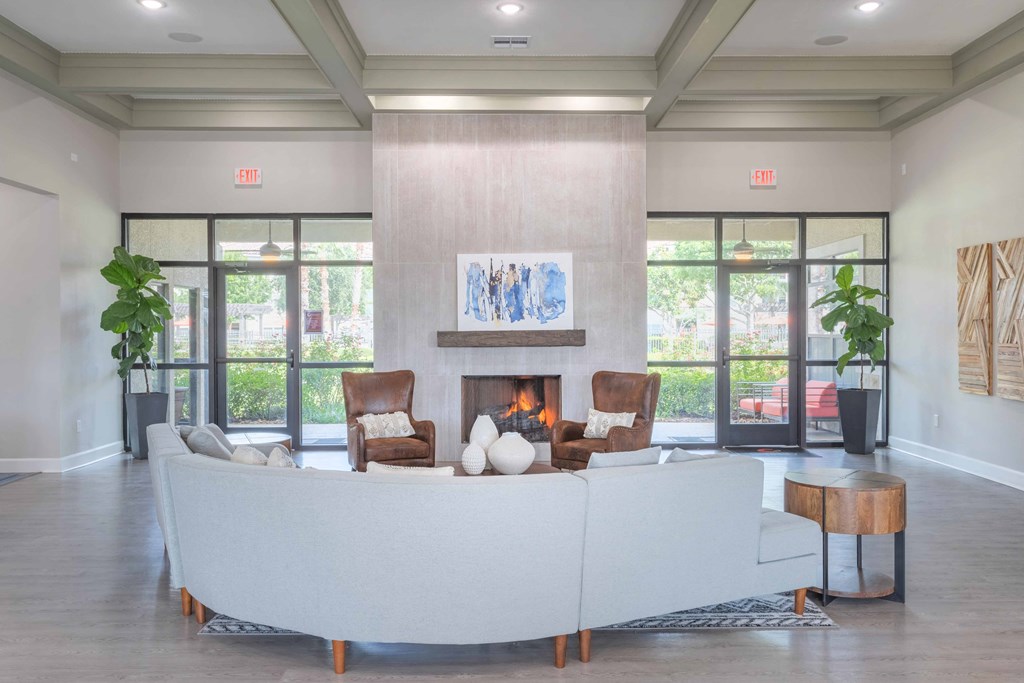 the preserve at ballantyne commons community living room at Century South Shore, League City, TX, 77573