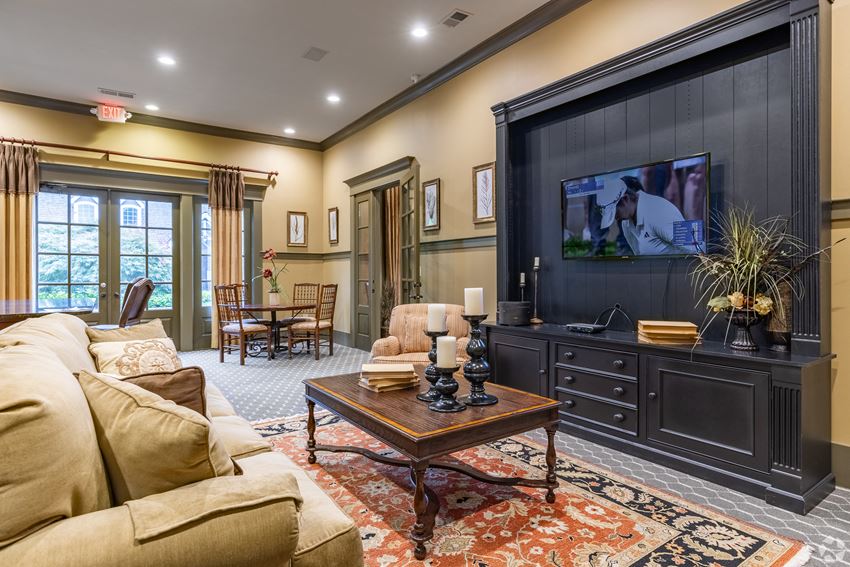 Overlook at Gwinnett Stadium Clubhouse with seating area and cable television. Lawrenceville, GA - Photo Gallery