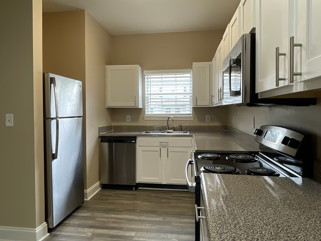 Congaree Villas in West Columbia SC, renovated kitchen with stainless steel appliances