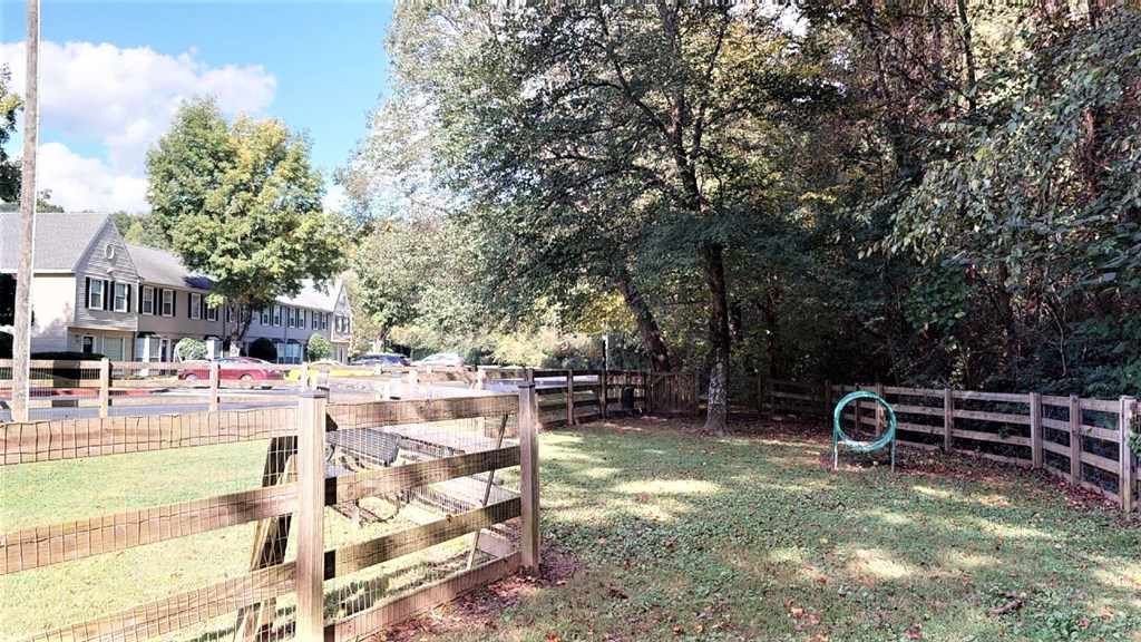 Spacious Dog Park Cumberland Pointe at Cumberland Pointe, Smyrna, 30080