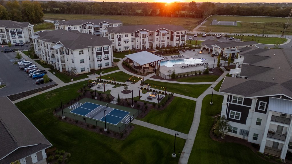 Farmhouse Apartments