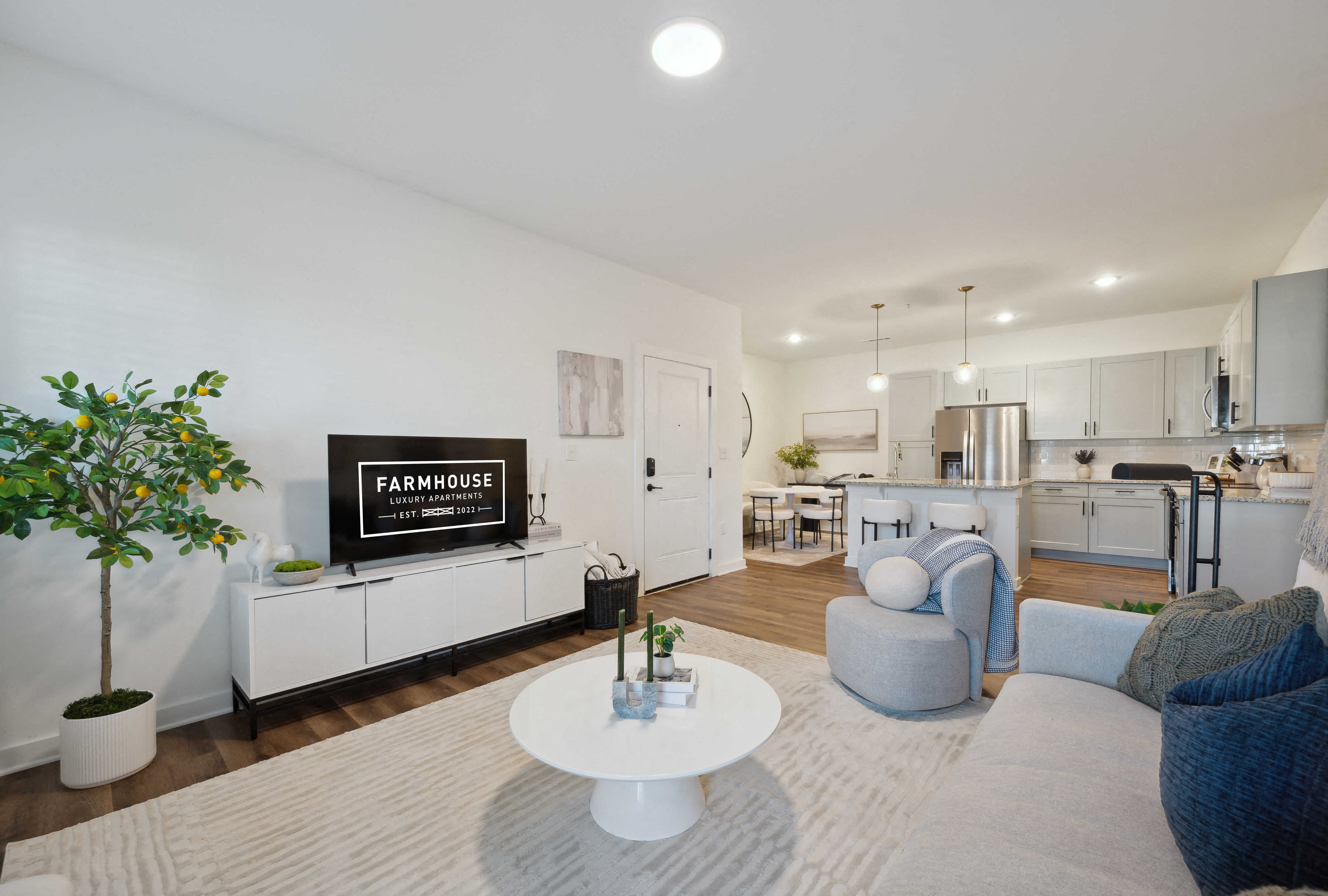 Farmhouse Apartments is a similar property to Spring Valley Apartments located in Murfreesboro