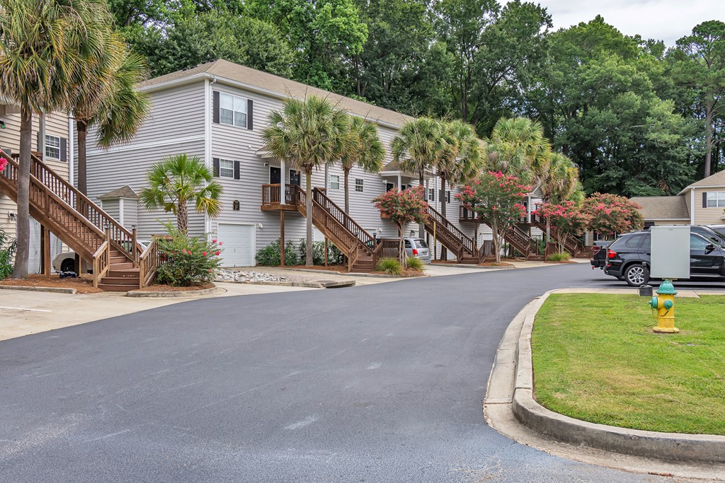 Congaree Villas, 2490 Fish Hatchery Rd, West Columbia, SC 29172, exterior drive