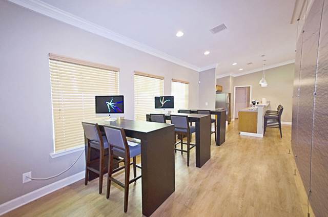 1-bedroom apartment at 555 Mansell in Roswell, GA