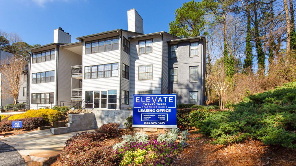 Leasing Office Exterior at Elevate Twenty Three, Smyrna