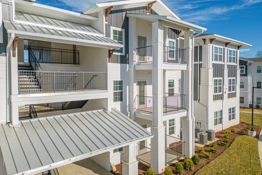 Farmhouse Apartments