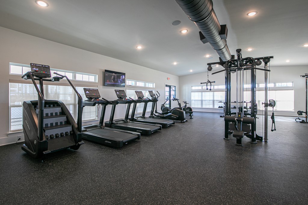 cardio equipment in the fitness room at the monarch apartments in midtown