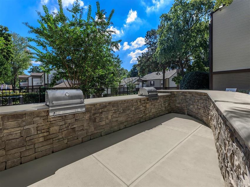 400 Winchester Apartments