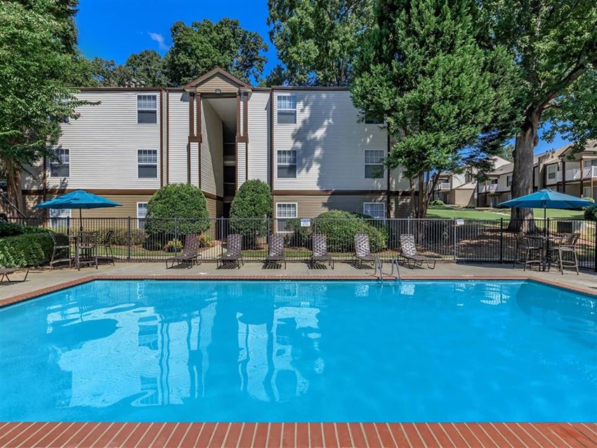 400 Winchester Apartments