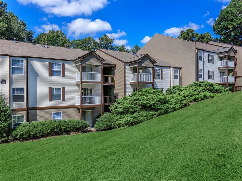 400 Winchester Apartments