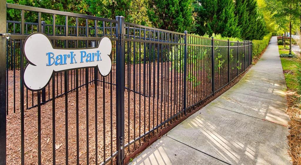 Dog park at Eleven 85 Apartments, Atlanta, GA, 30318