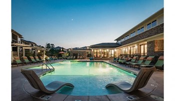 Haven on Peachwood Pool - Photo Gallery 2