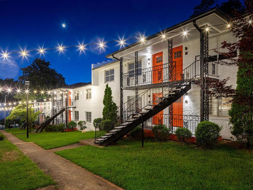 The Oasis On Cascade Apartments, 763 Cascade Avenue, Atlanta, GA RentCafe