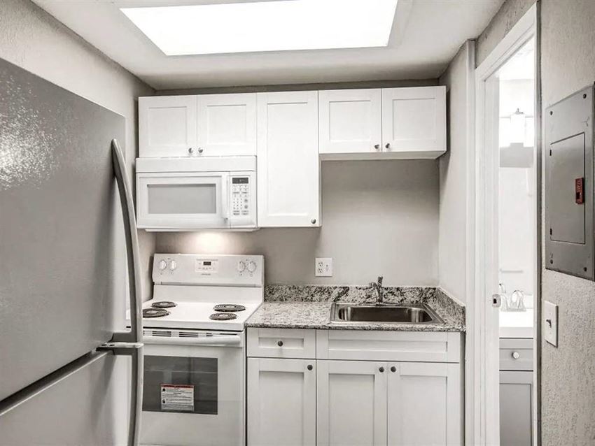The Retreat At Greenbriar Apartments II