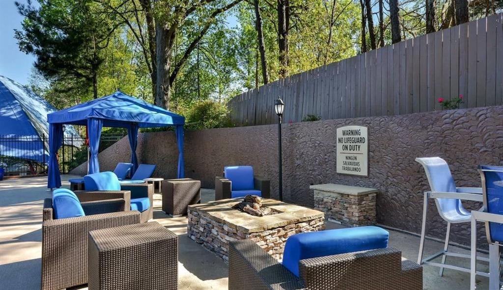 Grill Picnic Area at The Landing At Pleasantdale, Doraville, Georgia