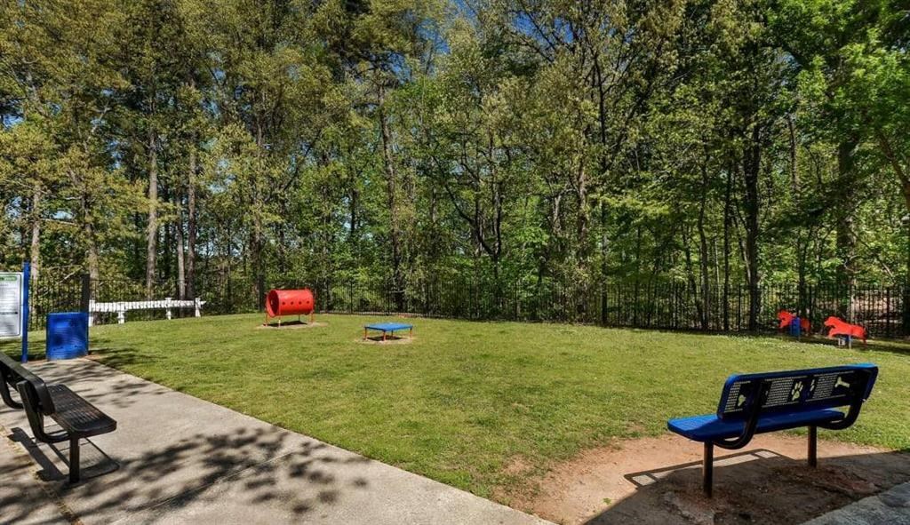 The Landing At Pleasantdale Apartments, 3497 Meadowglenn Village Ln