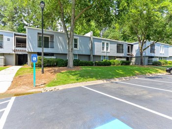 925 Whitlock Ave., NW 1-3 Beds Apartment for Rent - Photo Gallery 4