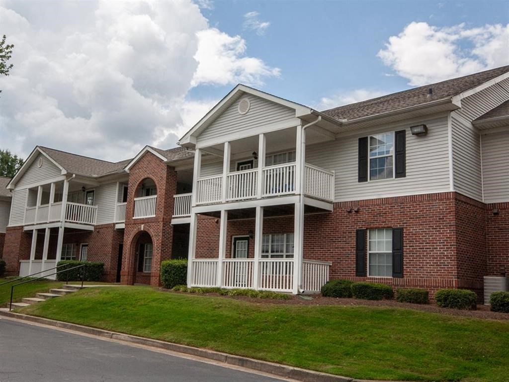 Arbor Bend Balconies