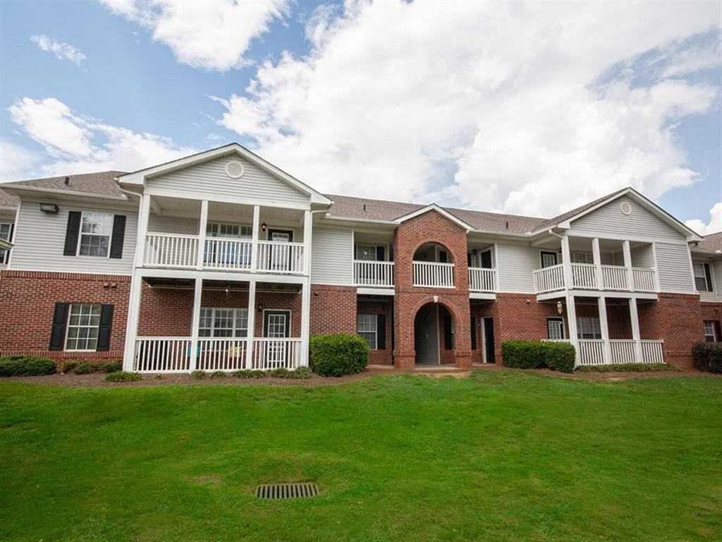 Arbor Bend Exterior Building