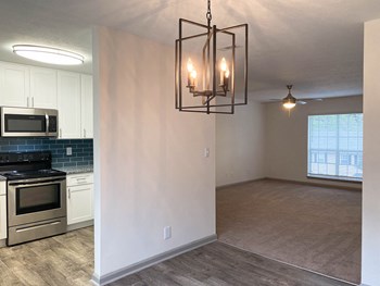 Modern Dining Fixture at Cumberland Pointe in Smyrna, GA 30080