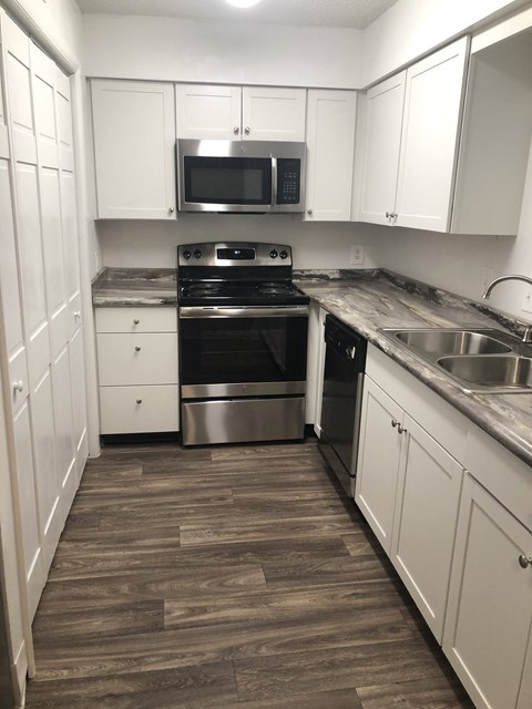 Fully Furnished Kitchen at Summit Hermitage, Hermitage, 37076