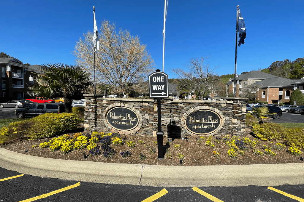 Signage at Palmetto Place, Fort Mill, SC