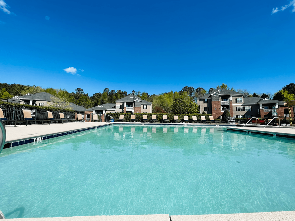 sparkling swimming Pool at Palmetto Place, South Carolina