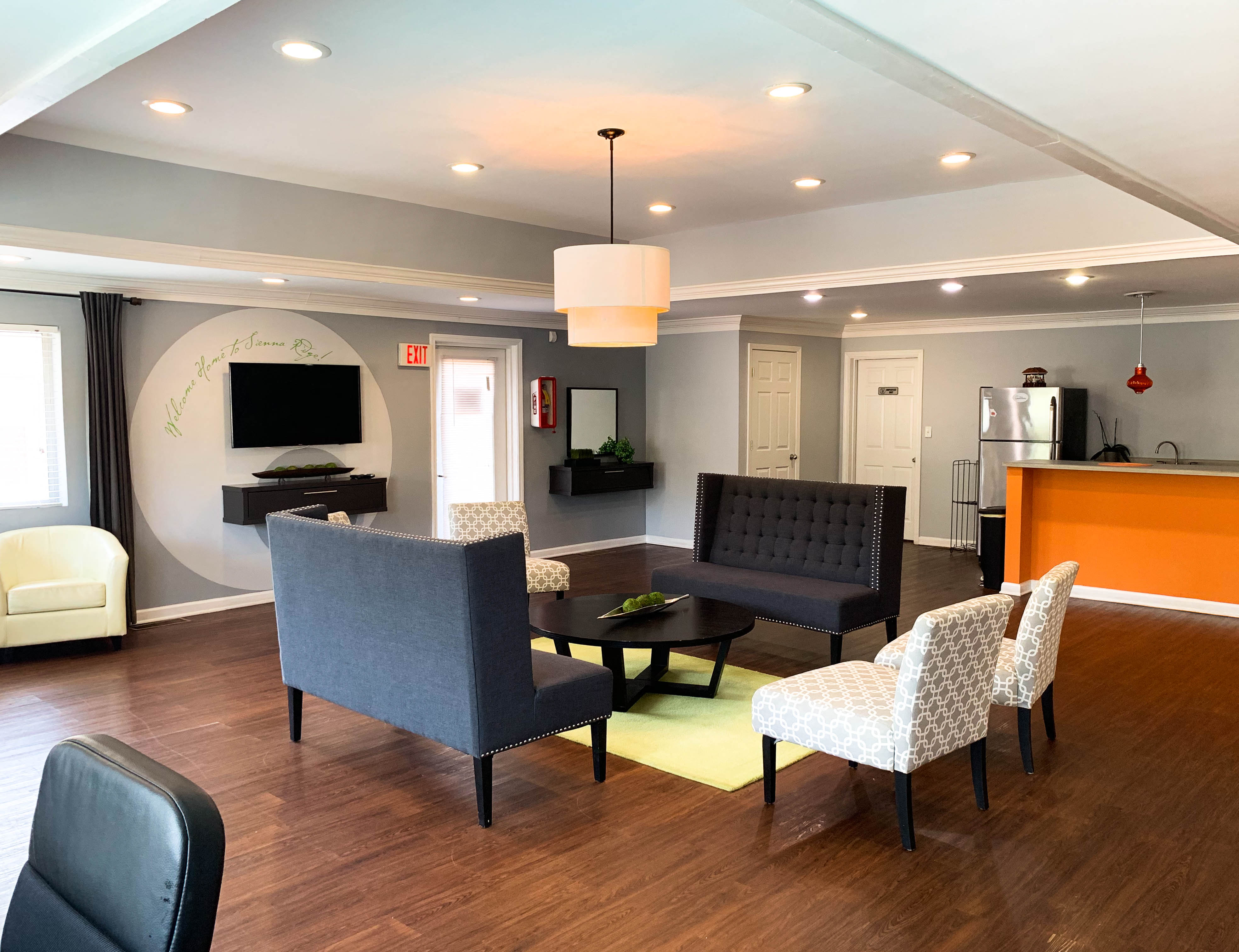 Comfortable Clubhouse Seating  at Sienna Ridge, Chamblee, Georgia