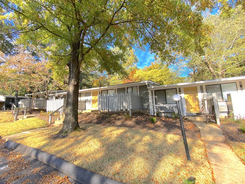 The Retreat @ Greenbriar Apartments By ICER