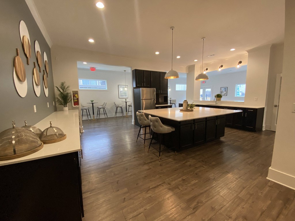 Dining And Kitchen at Cumberland Pointe, Smyrna, 30080