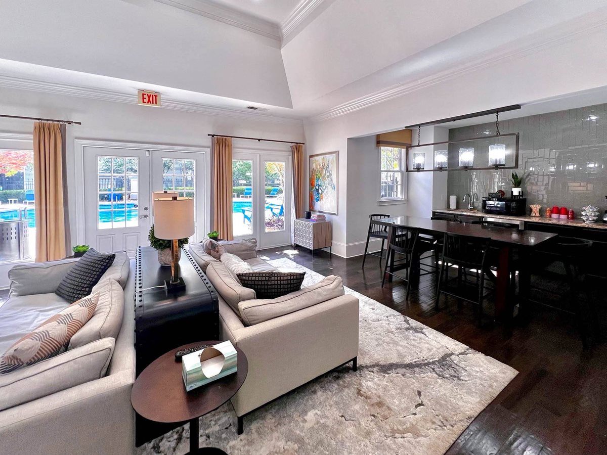 Charlestowne Apartments