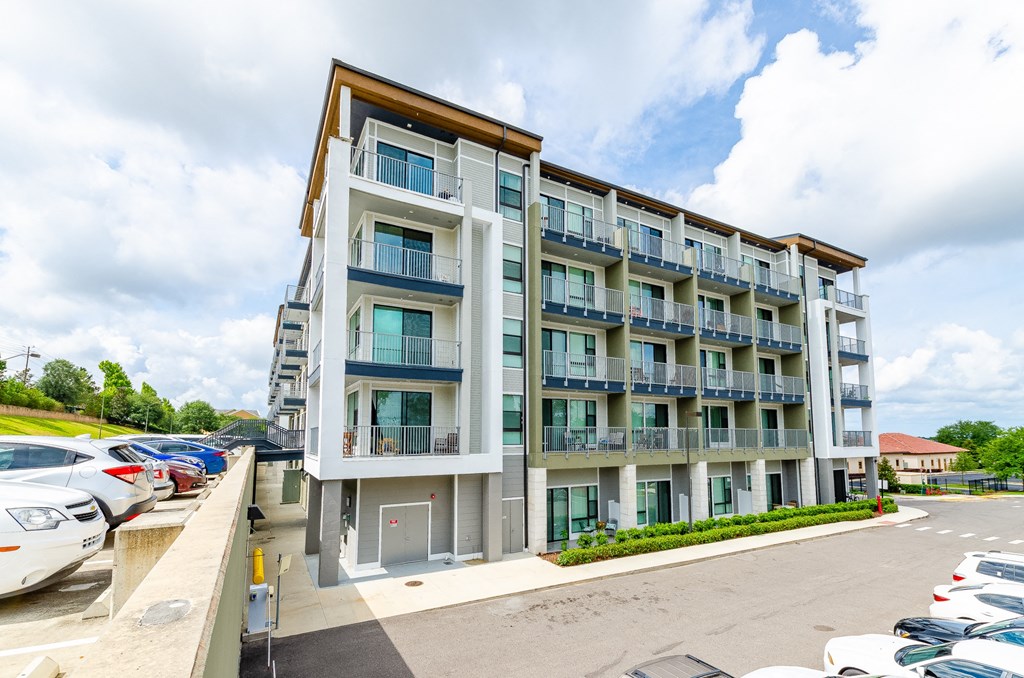 Building Exterior at Lofts at South Lake, Florida, 34711