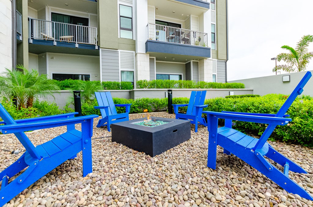 Firepit Lounge at Lofts at South Lake, Clermont, Florida