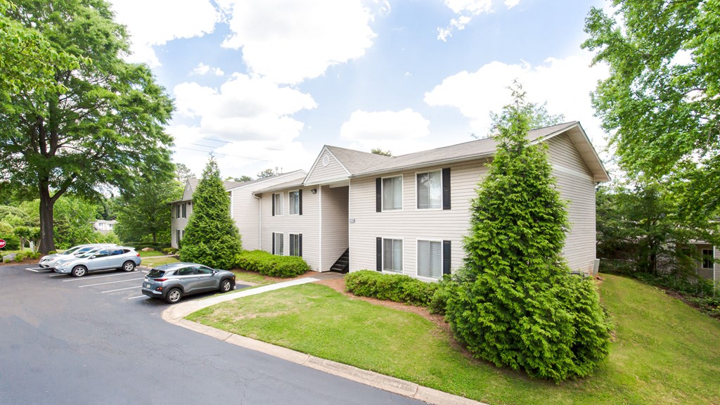 Exterior of Building at Vue on Medlock, Peachtree Corners, GA, 30092