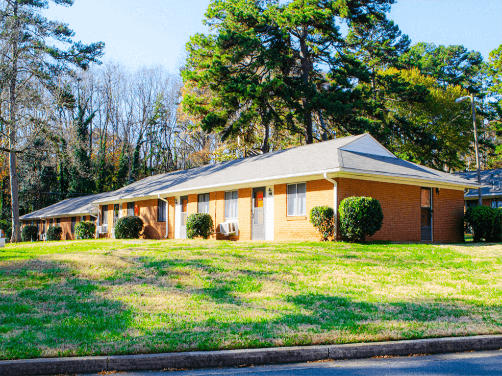 The Hideaway at Kingspark apartments Charlotte, NC 28208