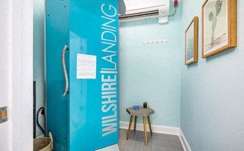 4013 Wilshire Blvd 3 Beds Apartment for Rent - Photo Gallery 5