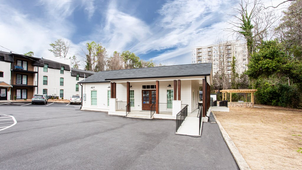 Exterior clubroom Exterior clubroom Parksids Sandy Springs Atlanta, GA
