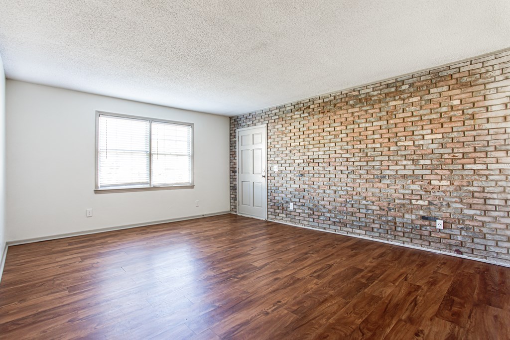 Living room  at Retreat at St. Andrews, South Carolina, 29210