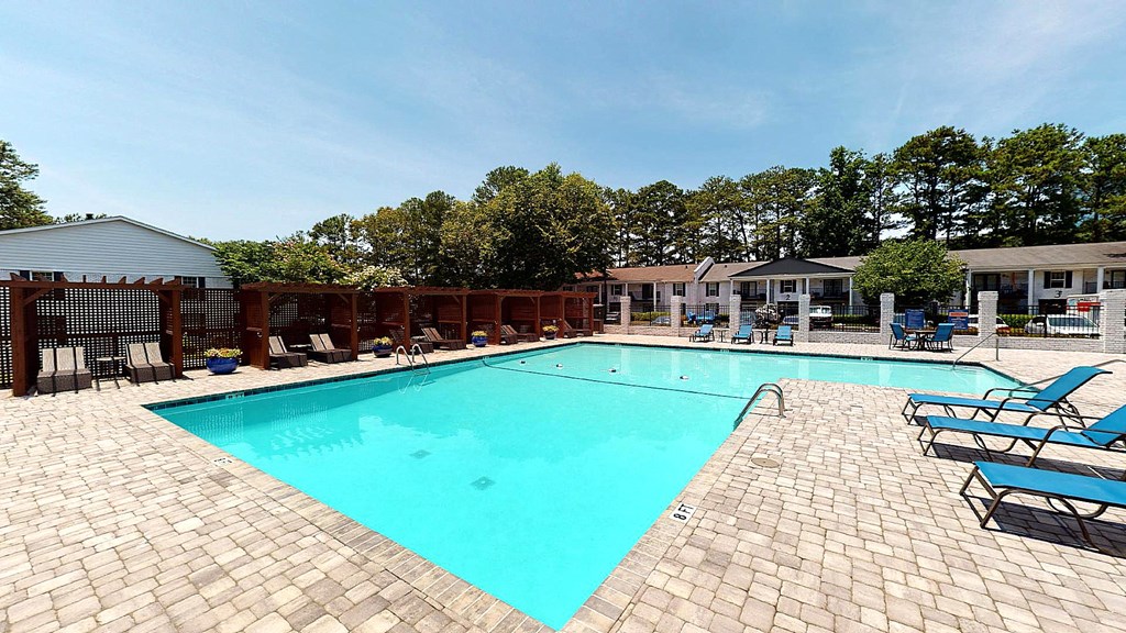 Pool View at Vinings RiverVue Apartments, Atlanta