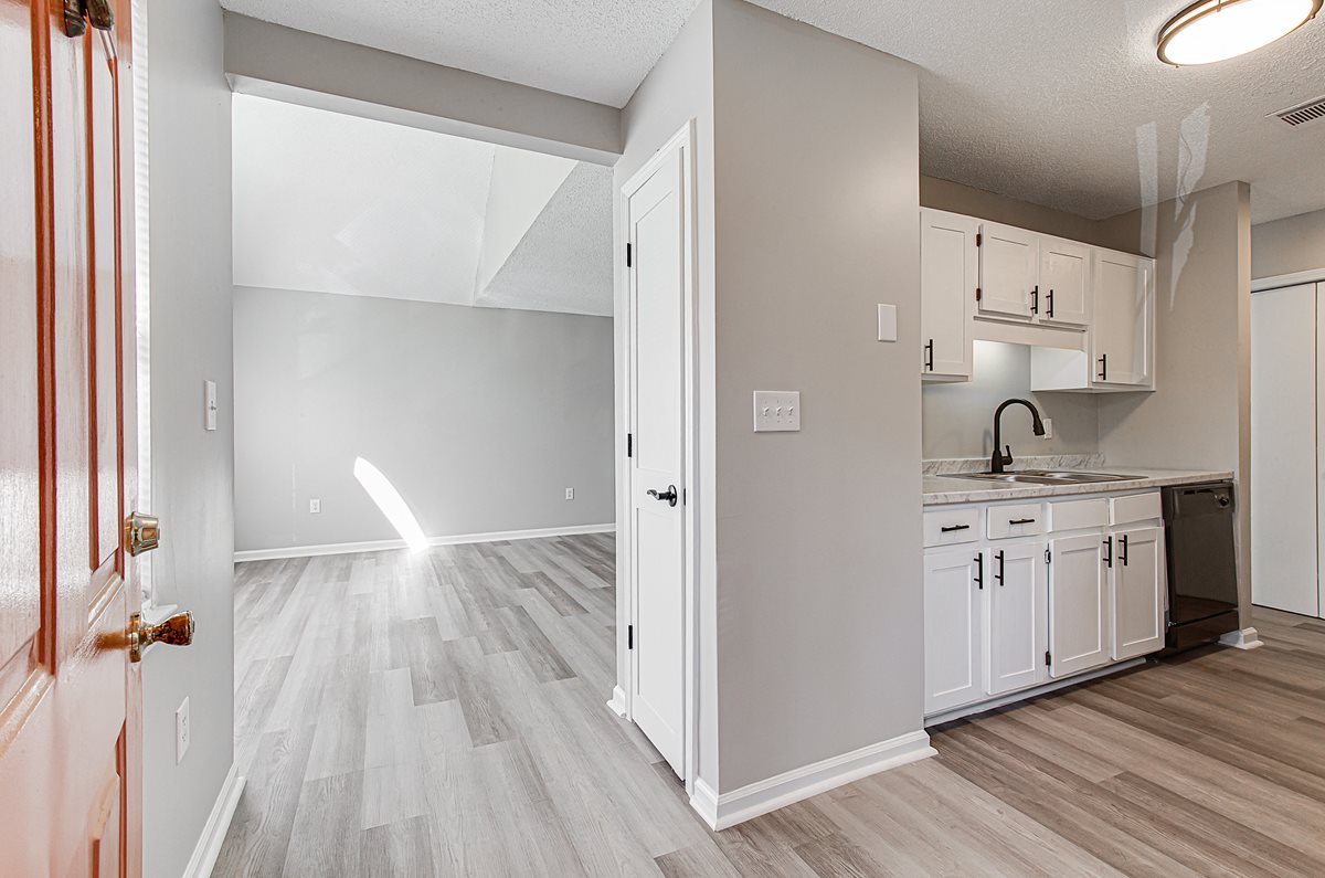 Salem Glen Apartments