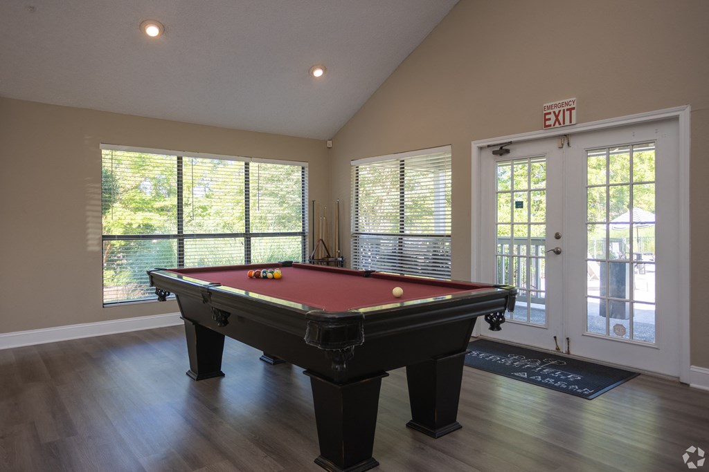 Sedgefield Apartments